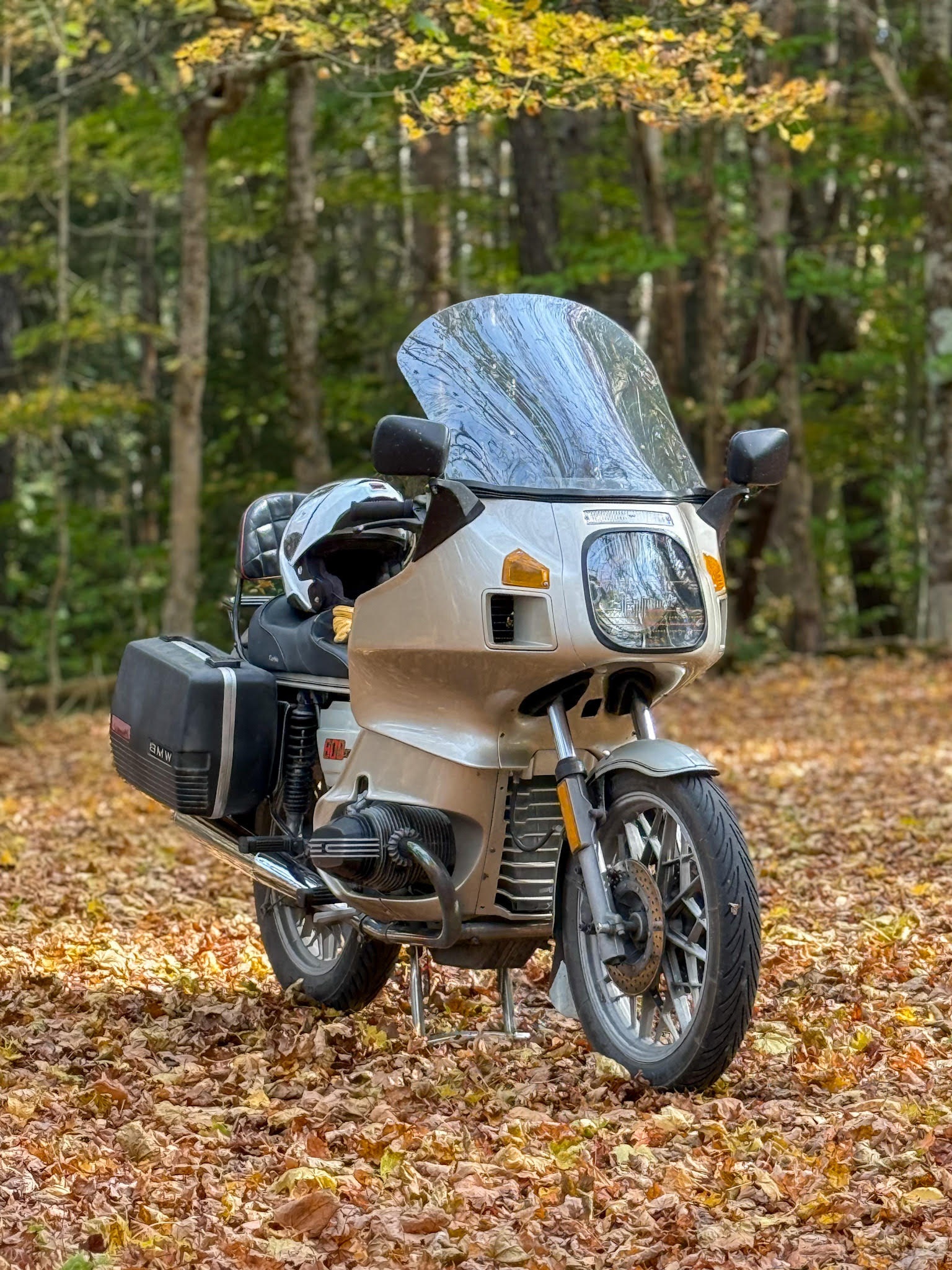 The road to stillness: Lessons from a 1983 BMW R80RT - RevZilla