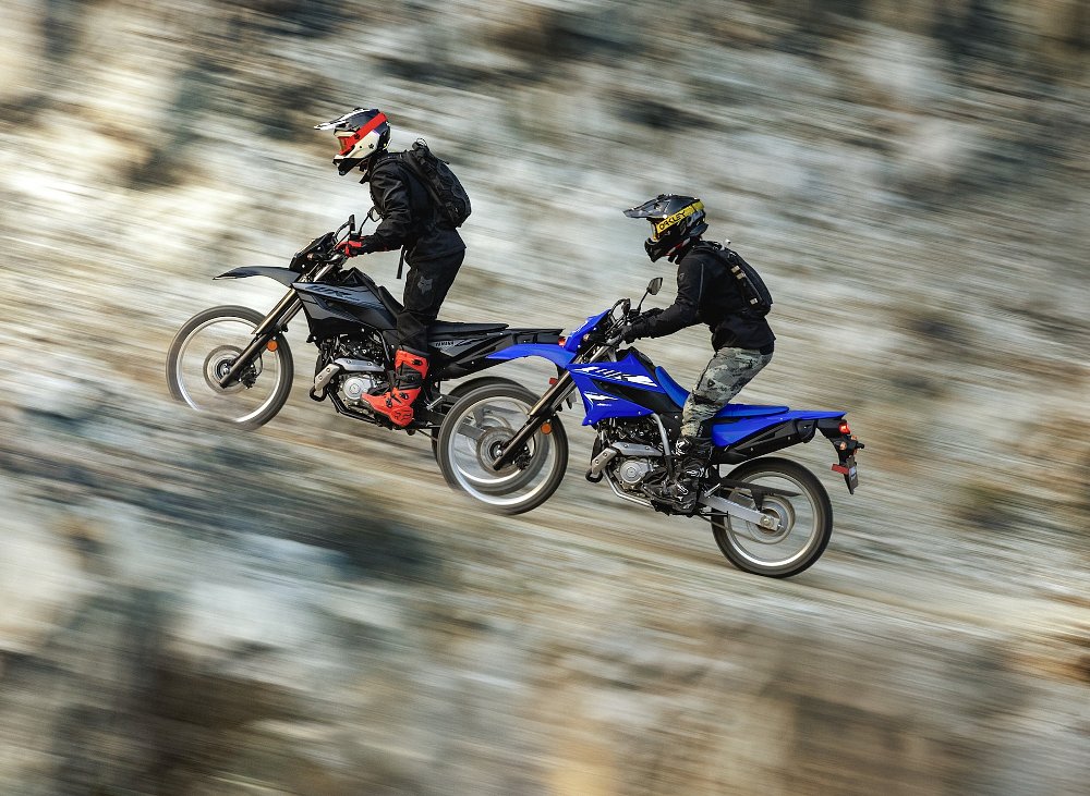 2026 Yamaha WR125R in black and blue