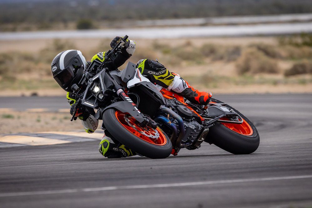 2026 KTM 990 Duke R track cornering