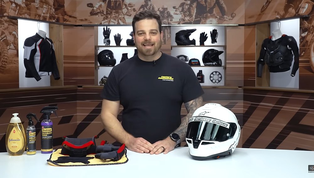 How to clean a motorcycle helmet
