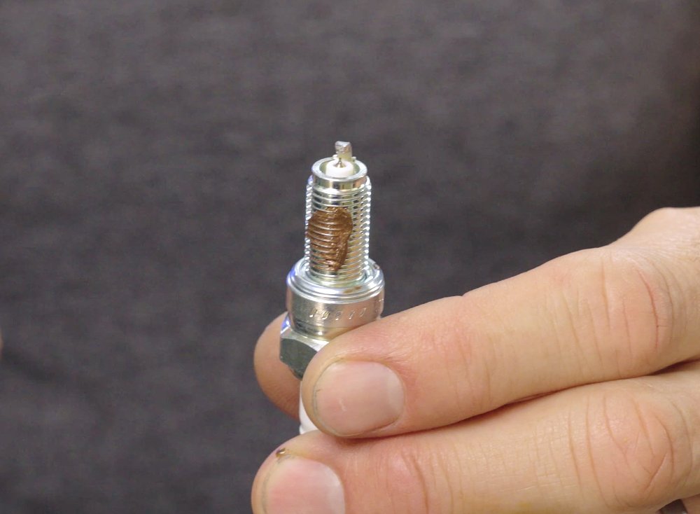 Antiseize on a spark plug