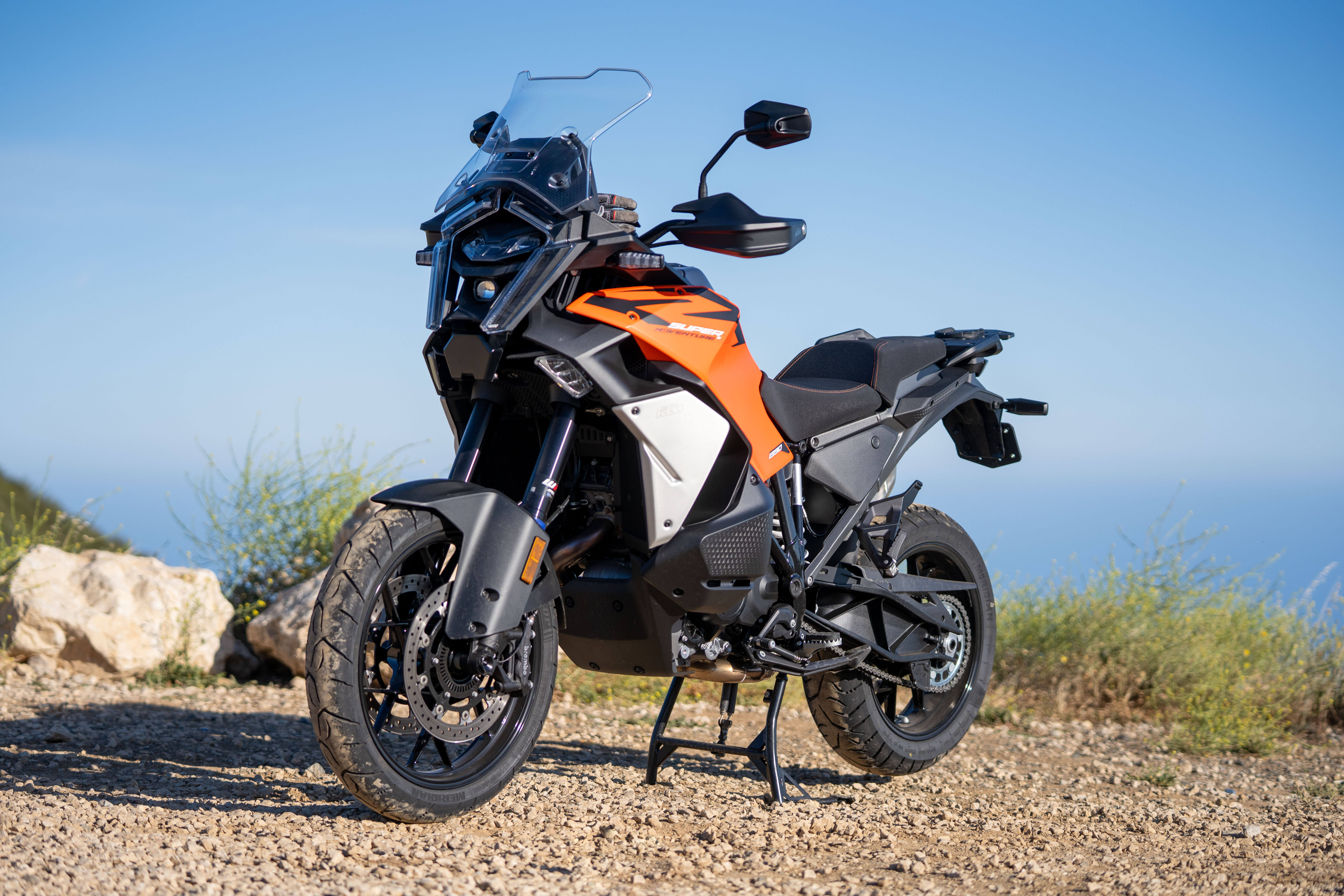 特撮 ru 2027 KTM 1390 Super Adventure S EVO review - RevZilla