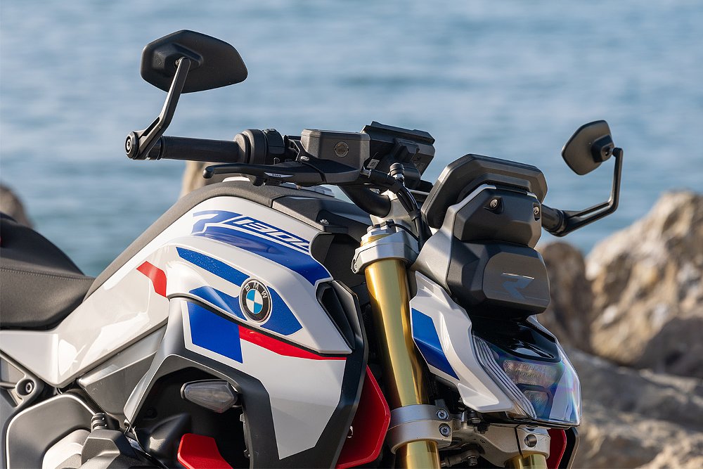 A close up of the R 1300 R's headlight and radar unit.