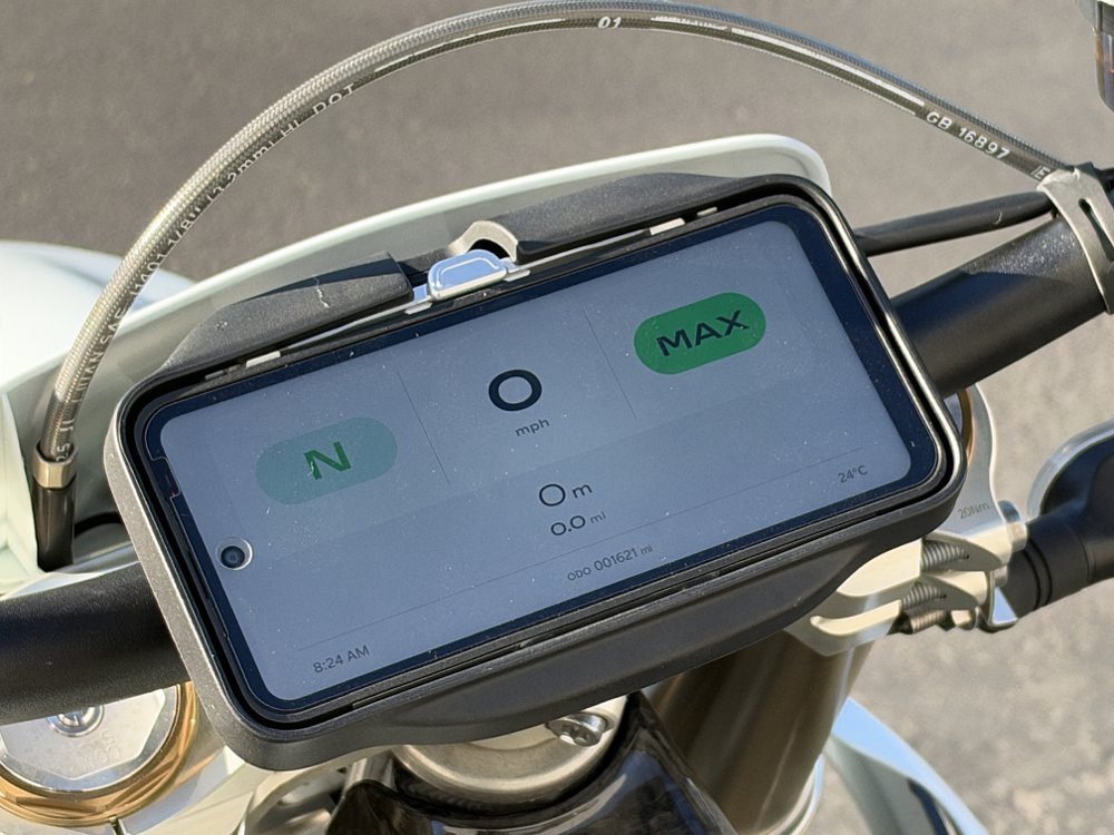2026 Stark VARG SM TFT dash detail.