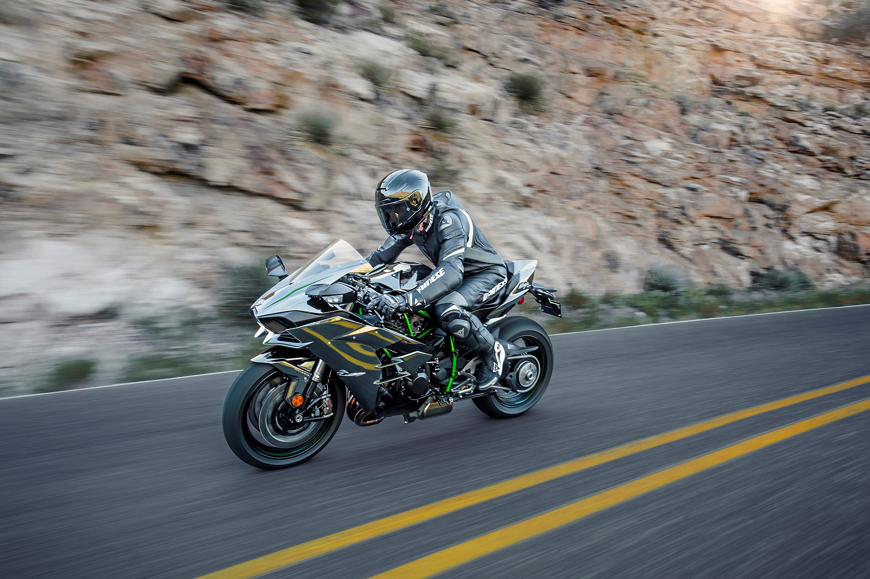 EICMA: 2015 Kawasaki Ninja H2 - RevZilla