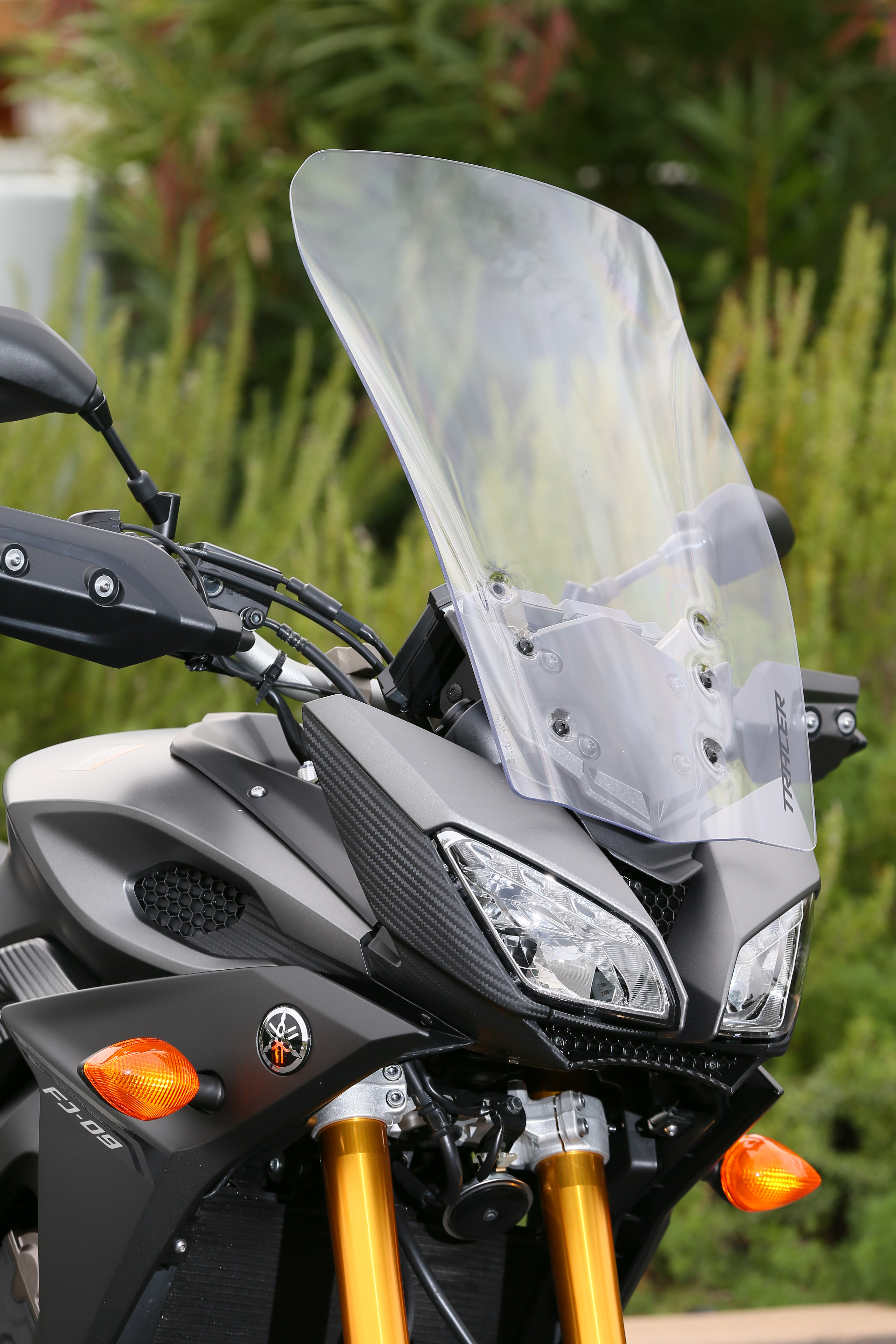 2015 Yamaha FJ-09 first ride - RevZilla