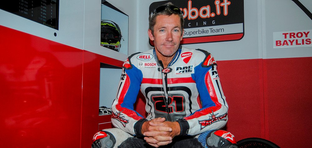 Troy Bayliss to race mile dirt-track events in U.S.