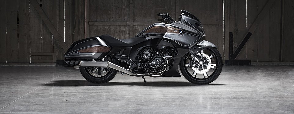 BMW tests the water with the "Concept 101" bagger 