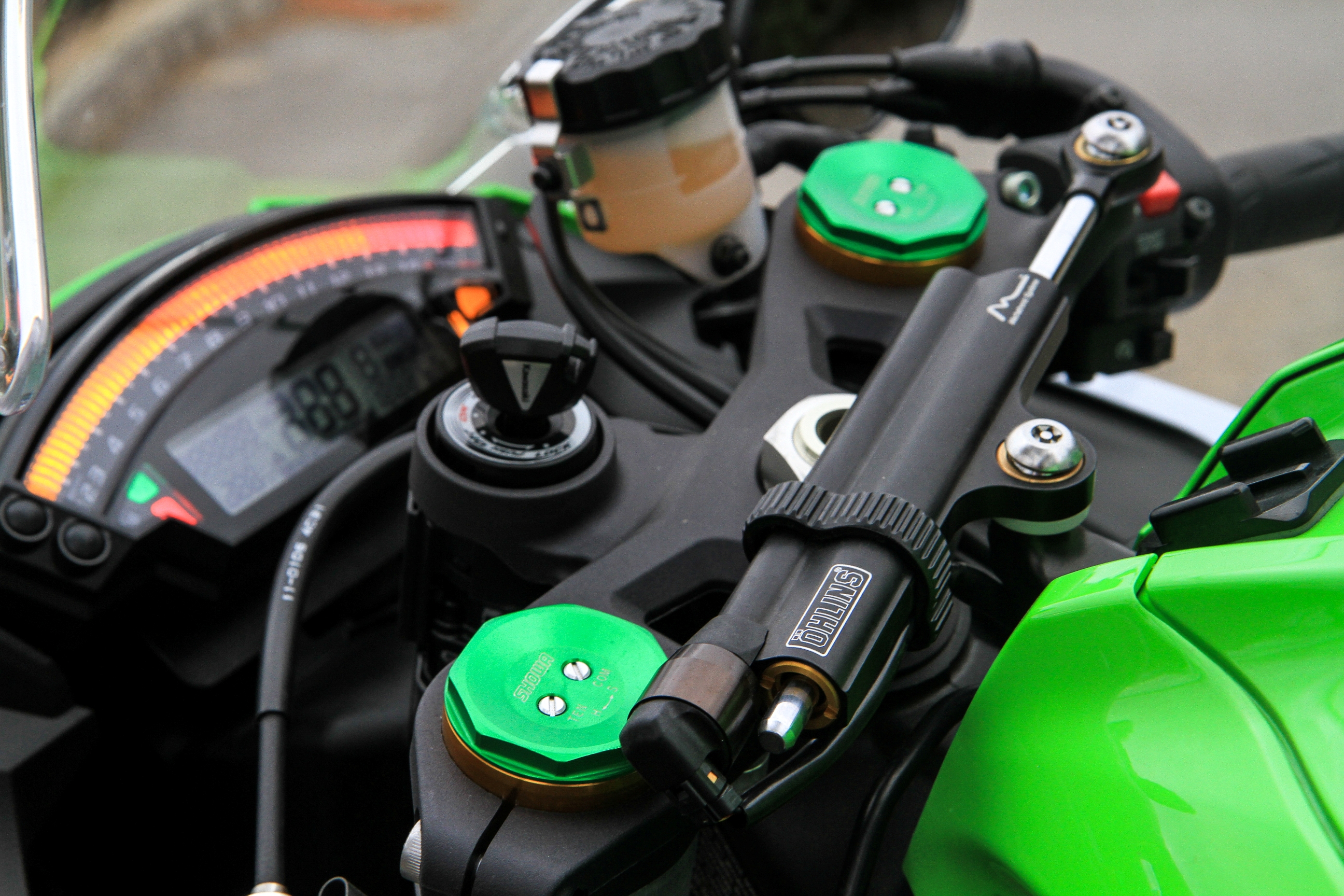 2015 Kawasaki ZX-10R review - RevZilla