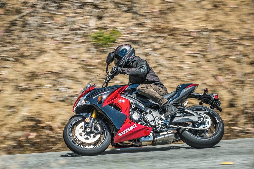 suzuki gsx-s1000f