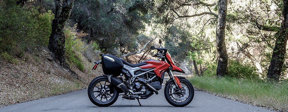 2015 Ducati Hyperstrada review