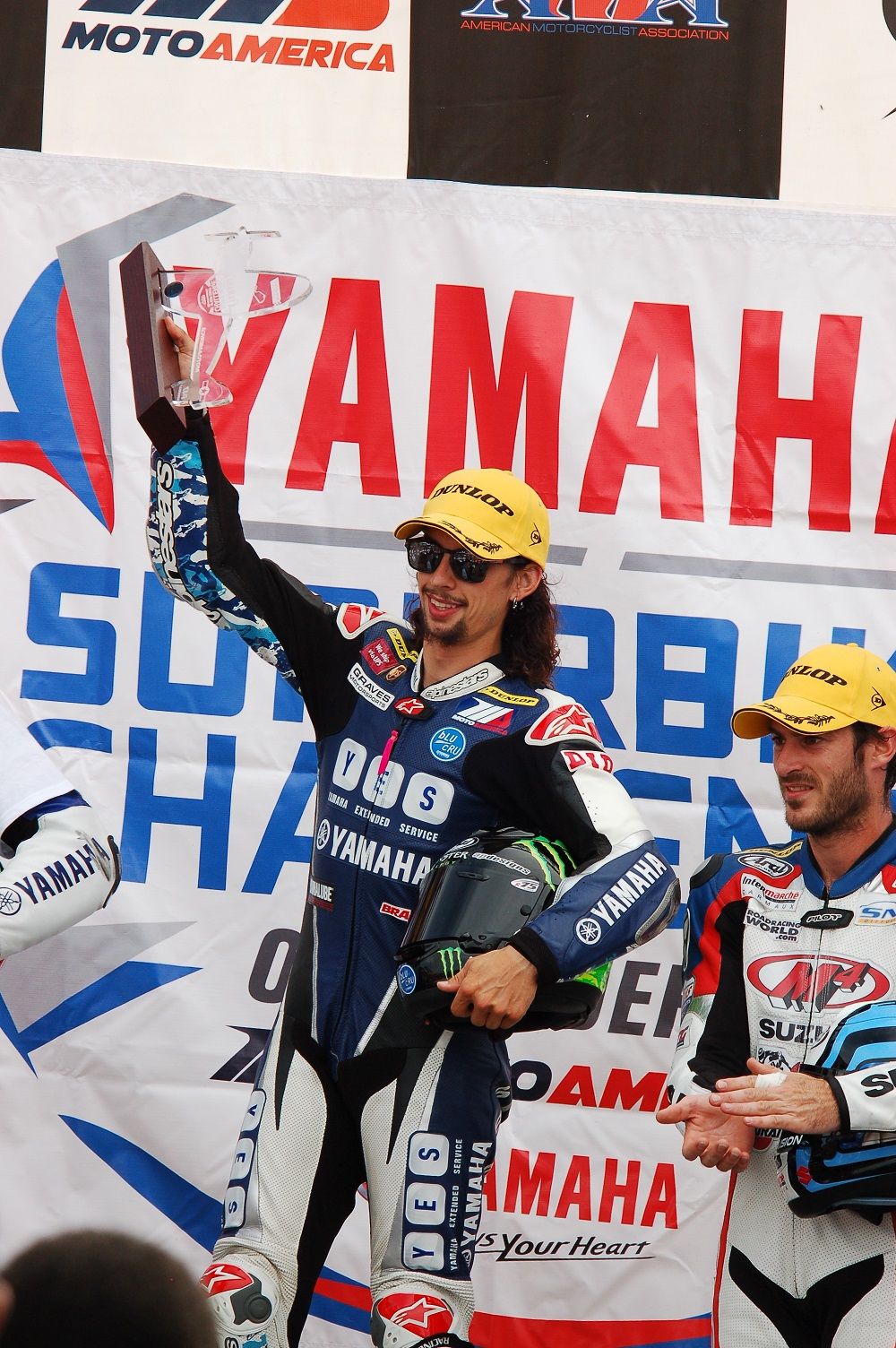 Beaubier's bike dies, but he still wins the superbike championship