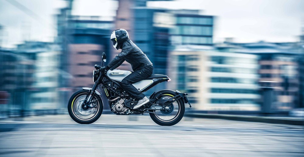 Husqvarna puts Vitpilen 401 and Svartpilen 401 concepts into production