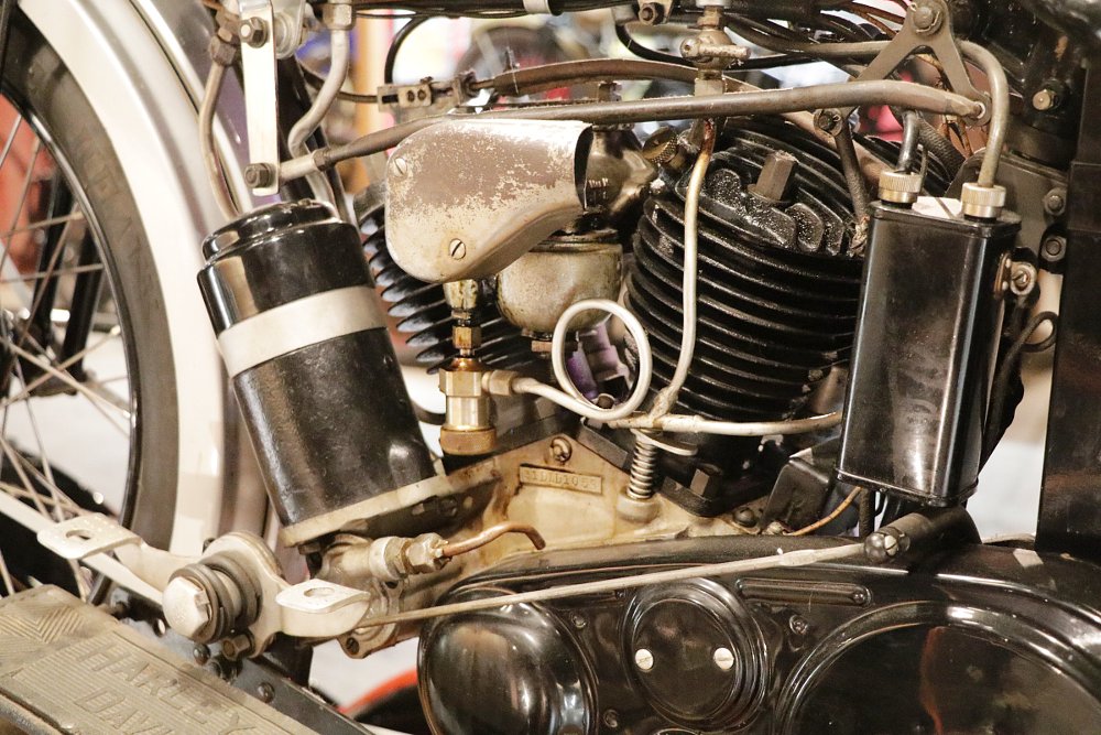 Harley-Davidson DL engine
