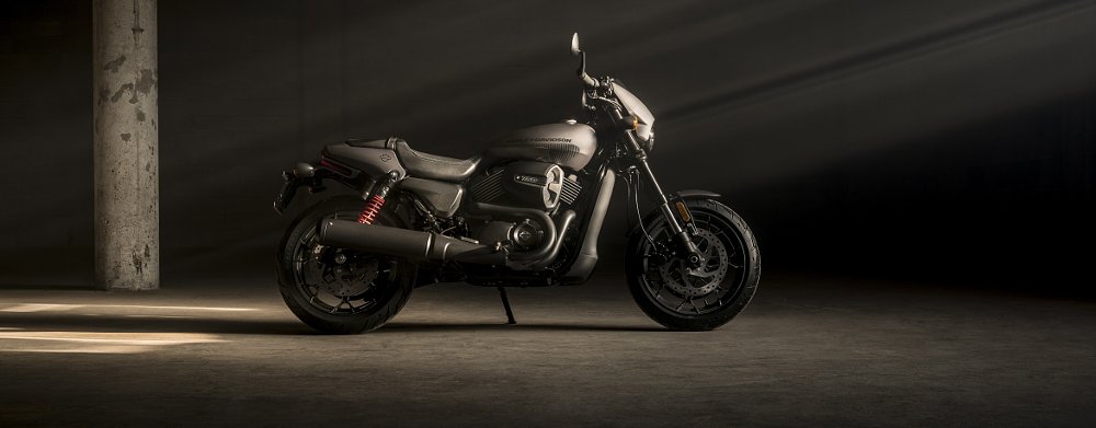 Harley-Davidson Street Rod first look