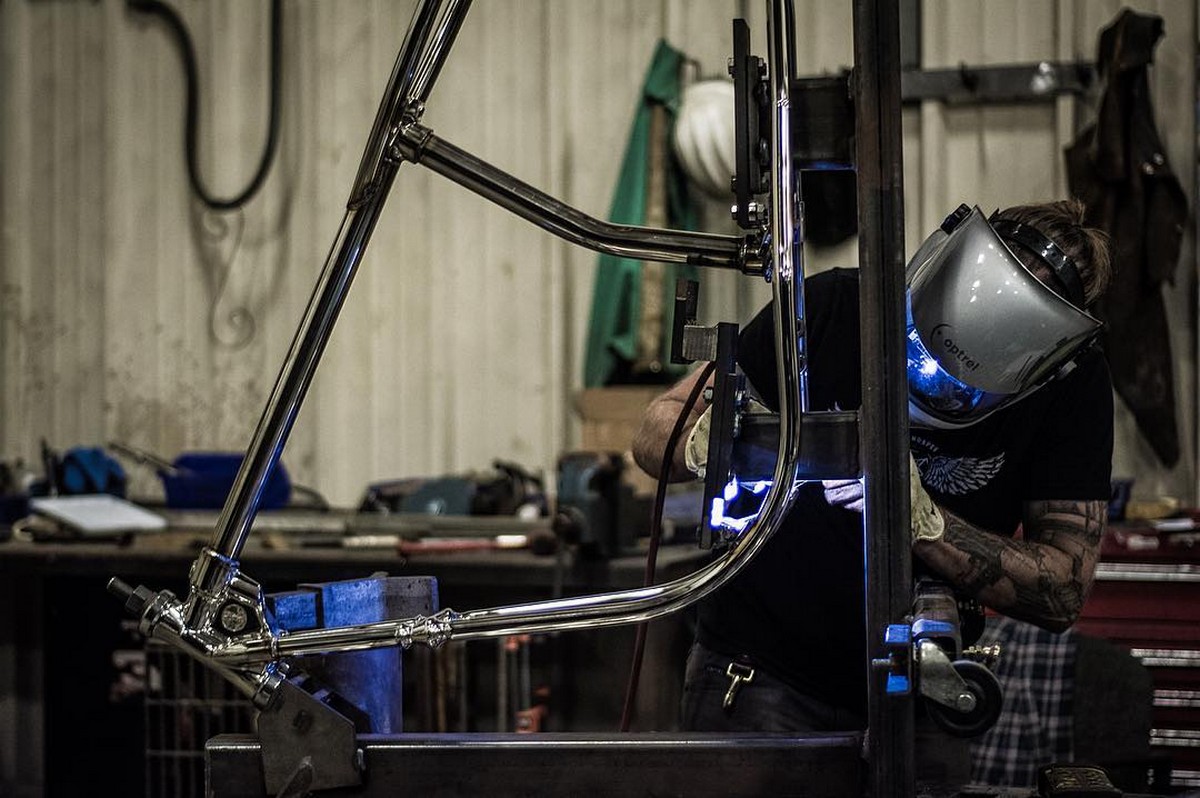 Newman's Knuckle: This build takes 