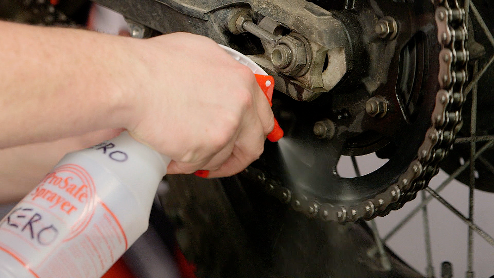 How to clean and lube a motorcycle chain RevZilla