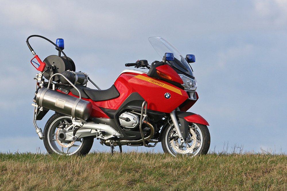 Costa Rican "bomberos" and their BMW Firexpress motorcycles