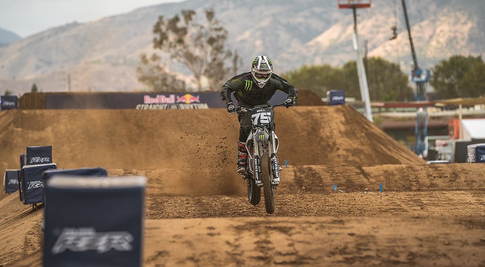 Electric motorcycles still banned from the top level of amateur motocross