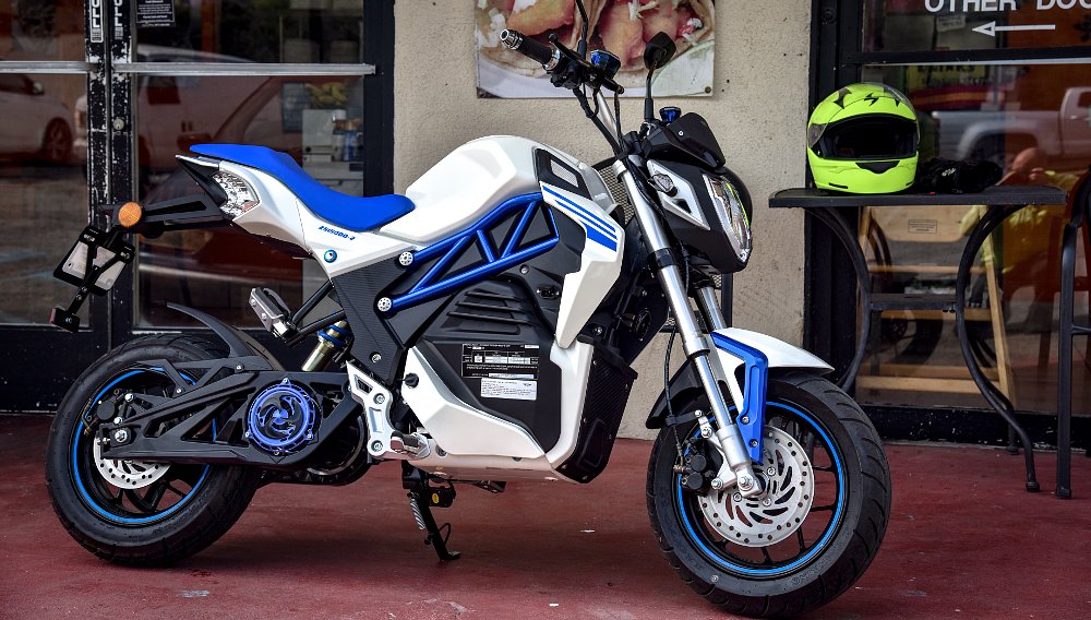CSC introduces its first electric motorcycle, the City Slicker, at $1,995
