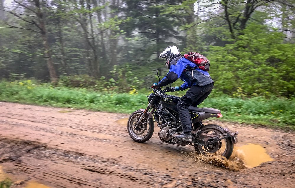 2018 KTM Rally East