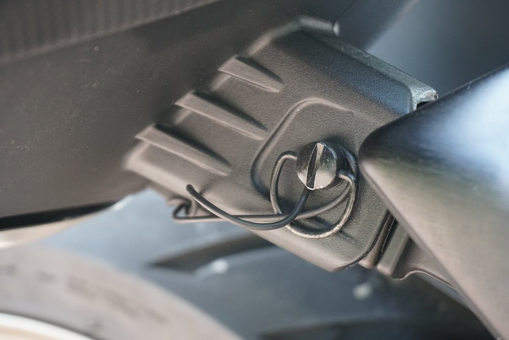 saddlebag removal pin