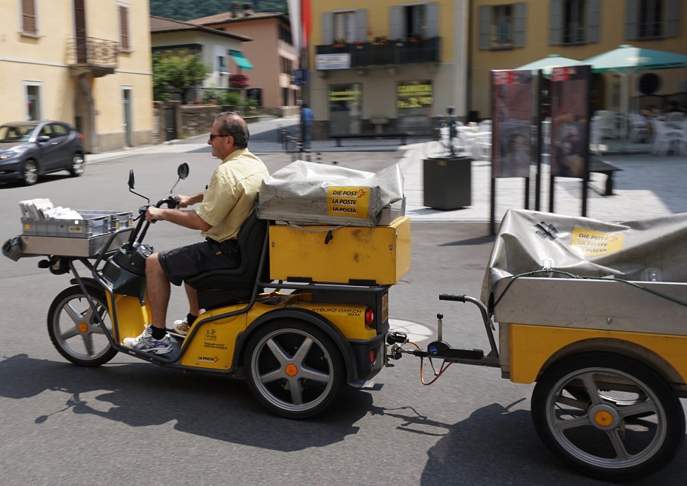 Swiss mail trike with trailer