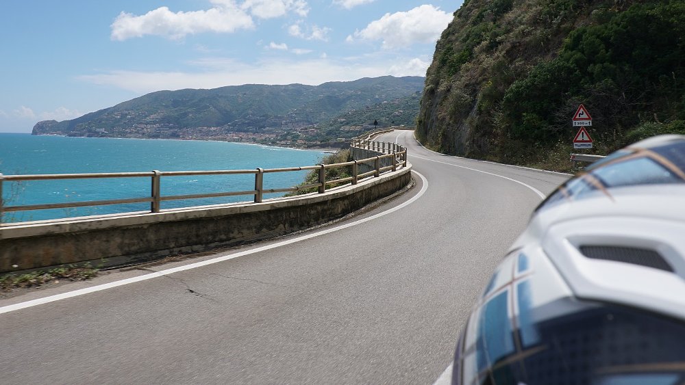Burn the garlic: On a Super Adventure in Sicily