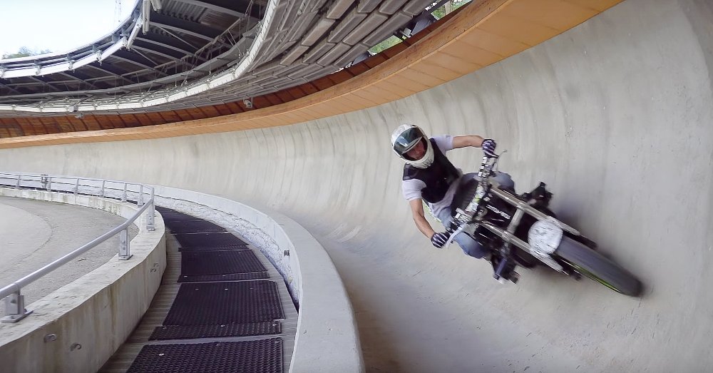 Video: Riding a motorcycle down a bobsled course