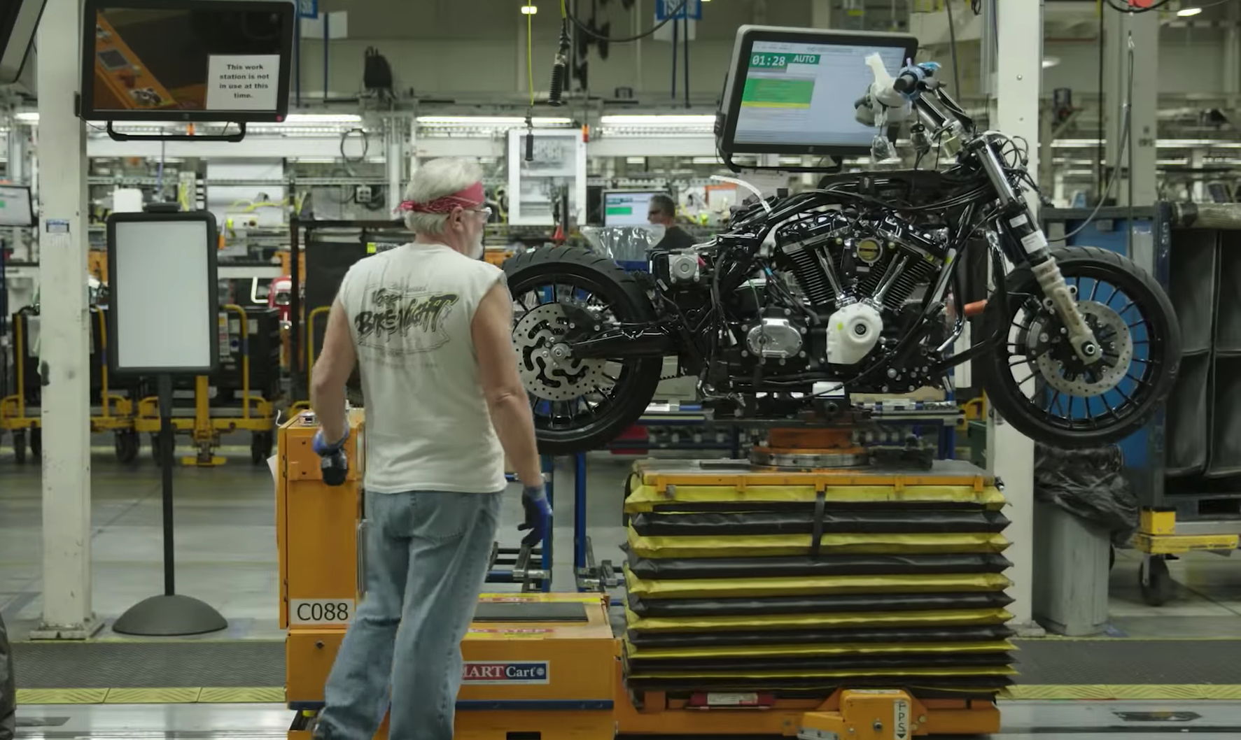 Motorcycle factory videos, then and now - RevZilla