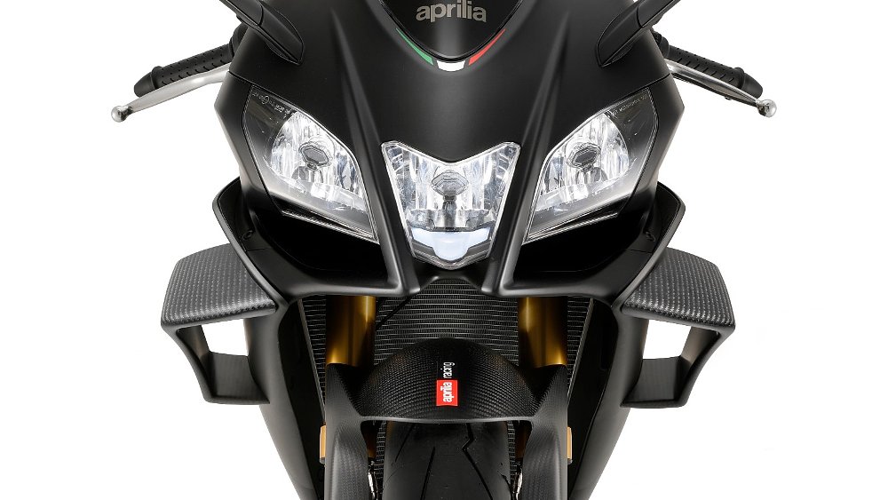 Aprilia gives you wings — and 217 horsepower