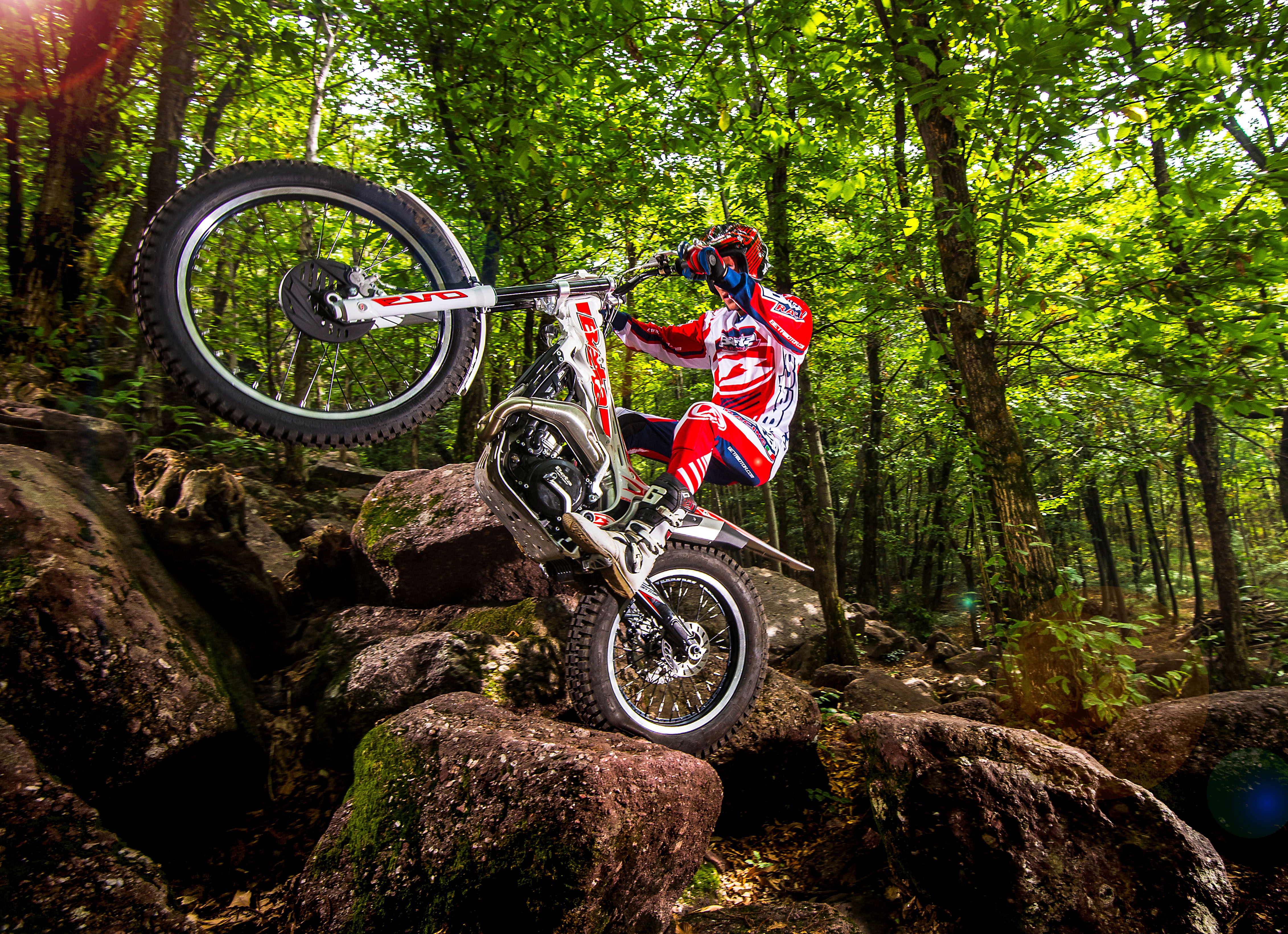 How to read a motorcycle spec sheet - RevZilla