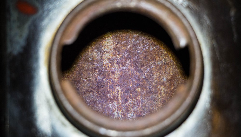 How to clean rust out of a motorcycle gas tank