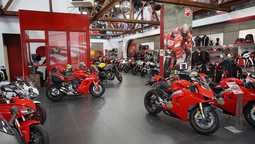 MotoCorsa: One motorcycle dealer's different route to success