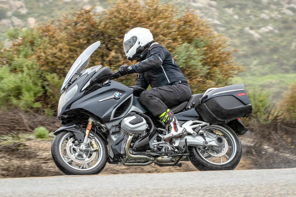 2019 BMW R 1250 RT first ride review RevZilla