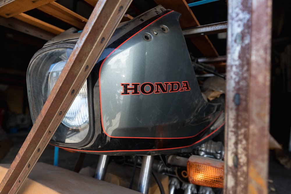 Sold for $20,600: New-in-crate 1981 Honda CBX Supersport