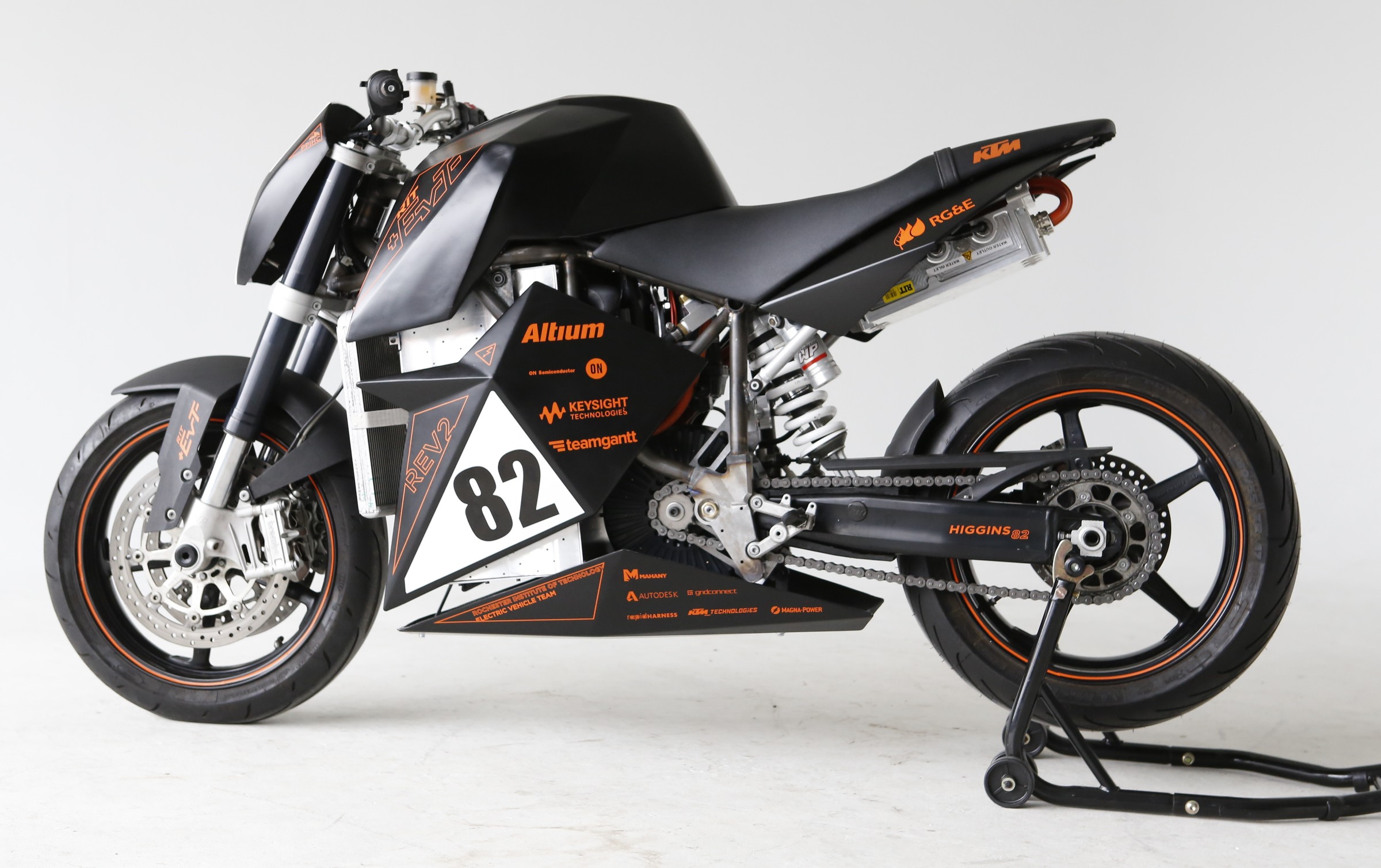 True RIT: Student team builds an electric-powered Duke to take on