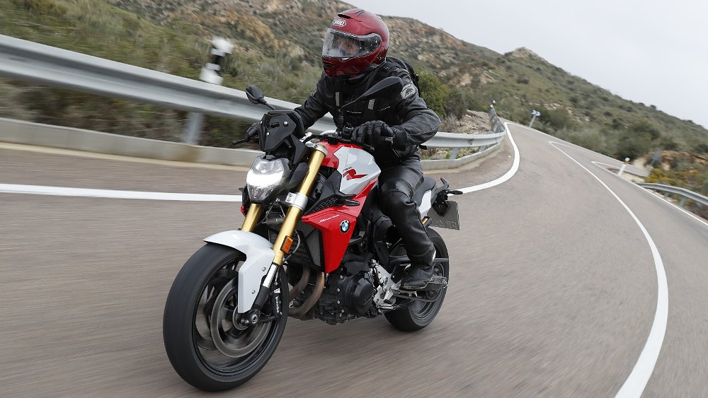 2020 BMW F 900 R first ride review