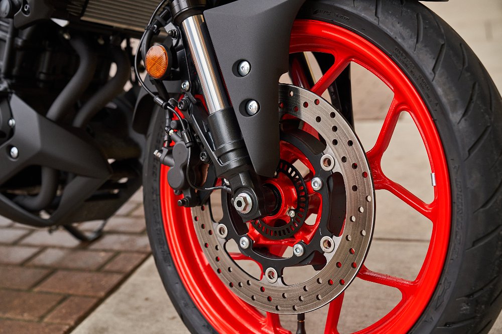 Yamaha MT-03