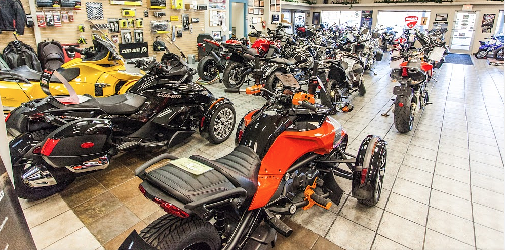 Reno's Powersports showroom