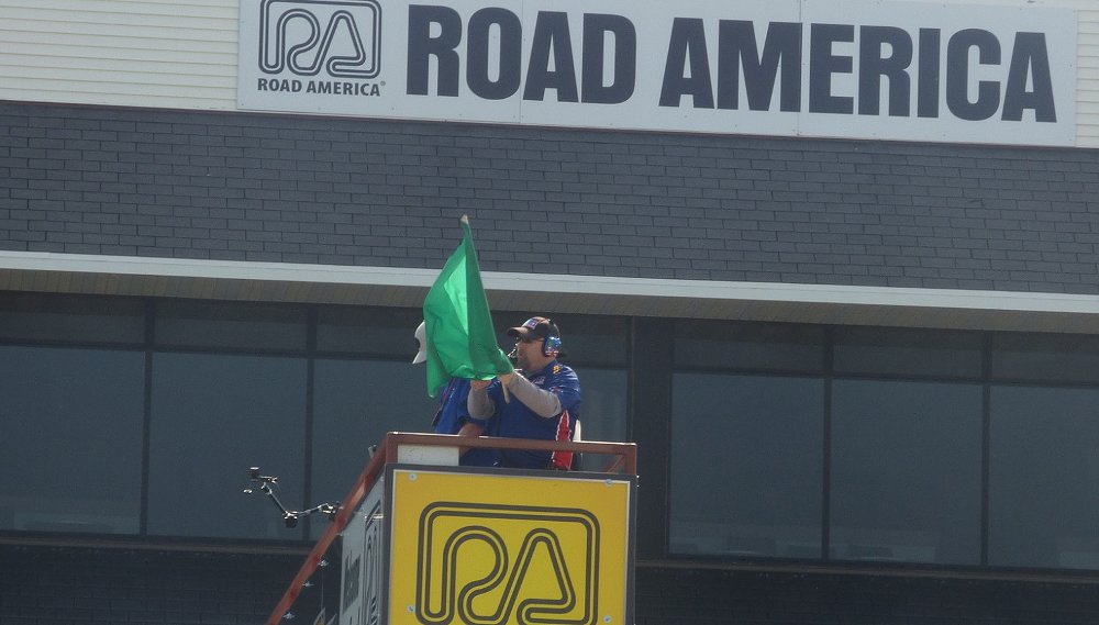 MotoAmerica plans to open season with a race with no fans