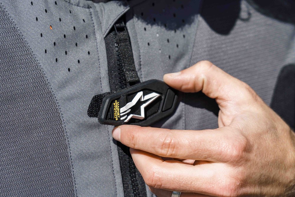 Velcro and magnetic tab to initiate the Tech-Air 5 system