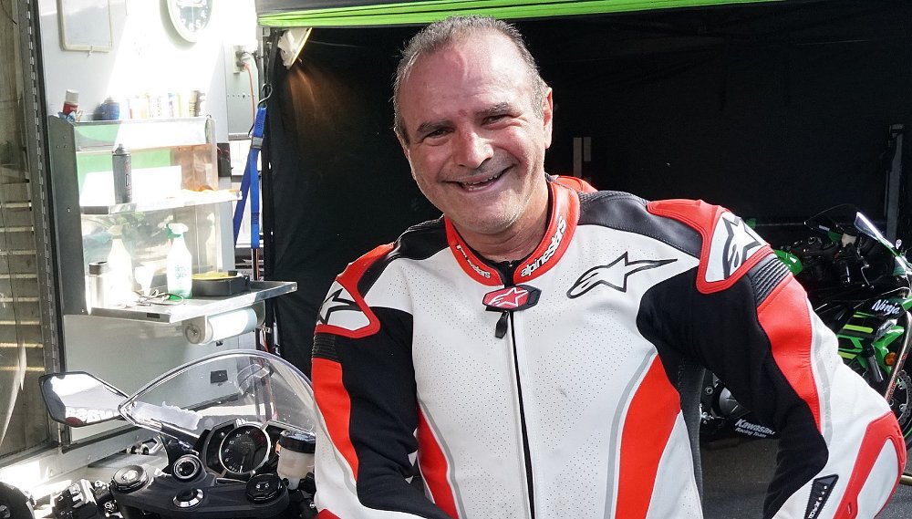 Retired racer Miguel Duhamel shot in the head by pellet gun while bicycling
