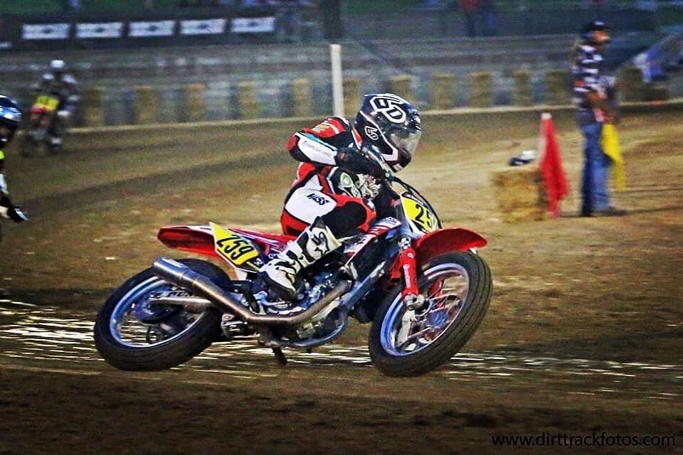 Hayden Schultz racing flat-track