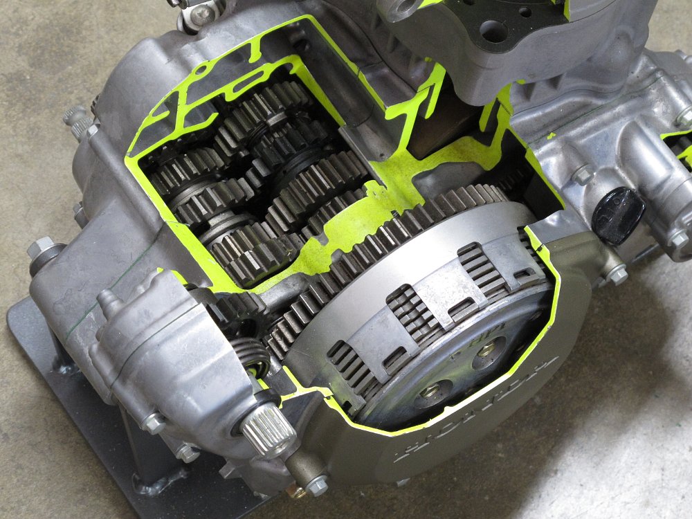 cutaway illustration of a Honda transmission
