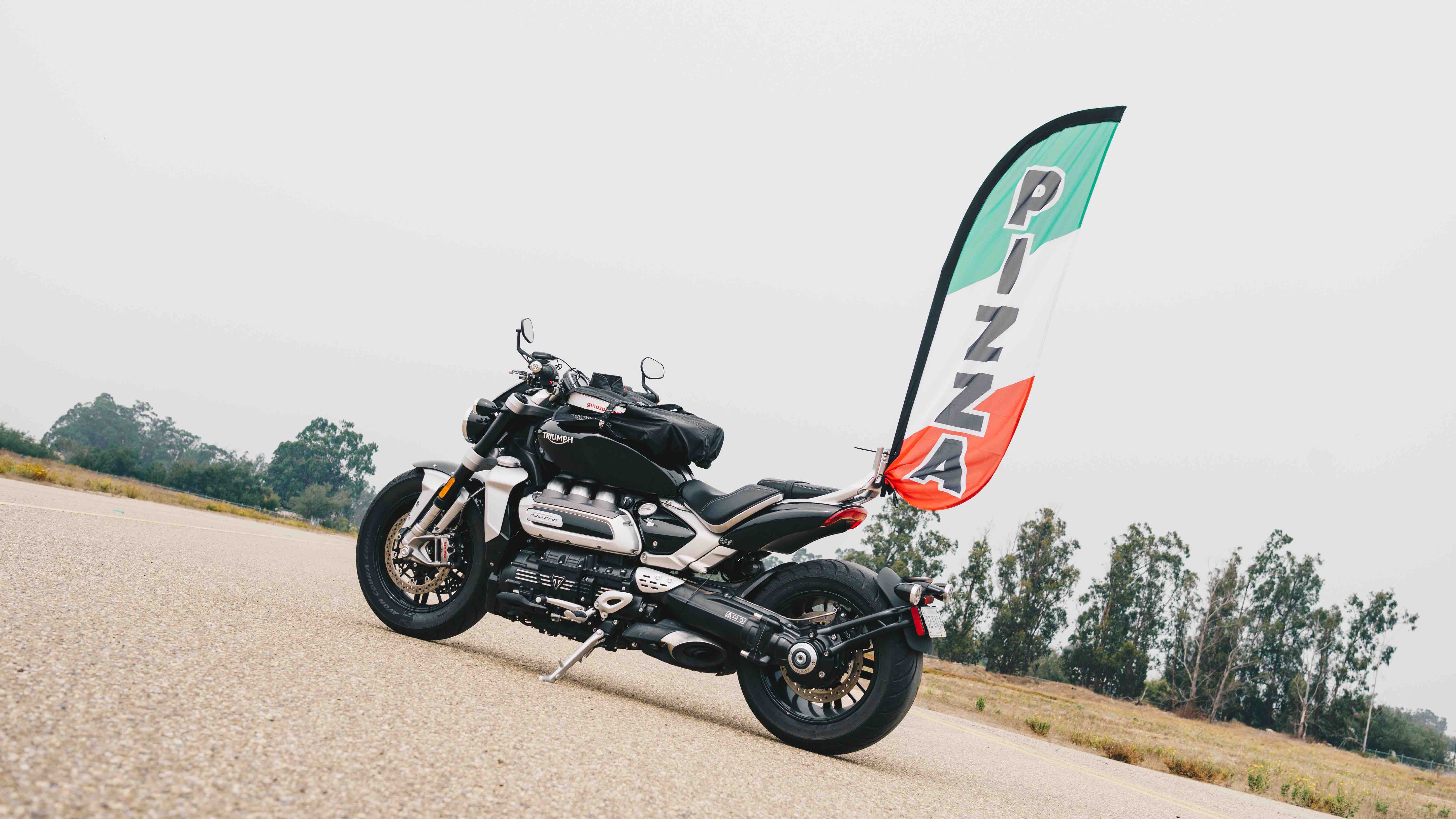 Kawasaki Z H2 versus Triumph Rocket 3 - RevZilla