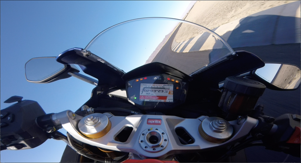 Aprilia RS 660 dash.