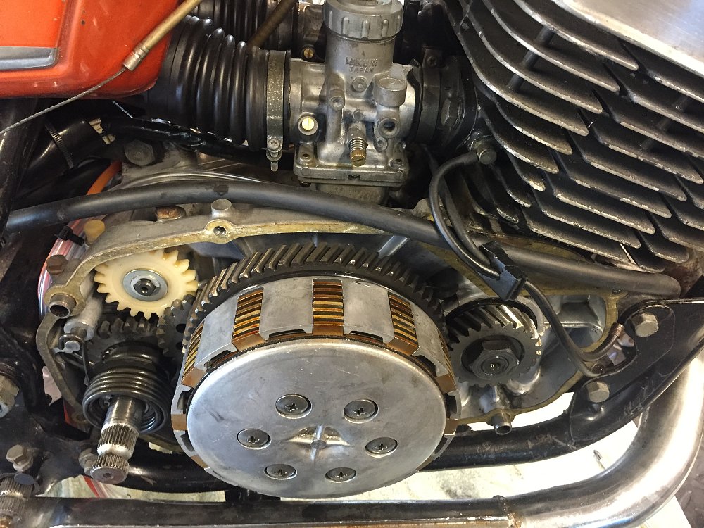 1971 Yamaha R5 clutch and primary drive