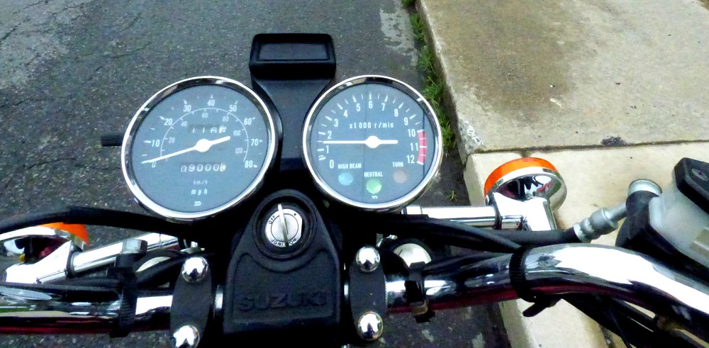 gauges on the GN125