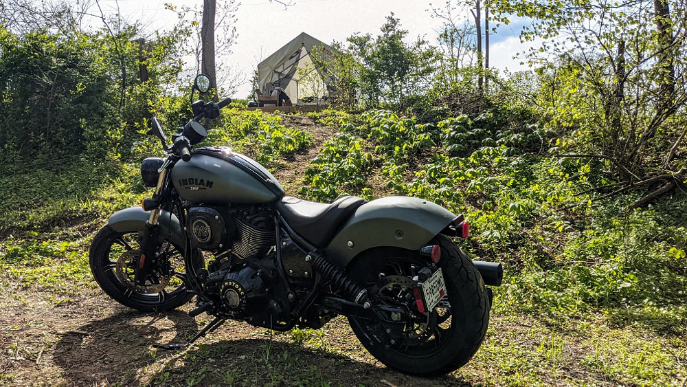 One tank of gas: 2022 Indian Chief Dark Horse and a new kind of motocamping